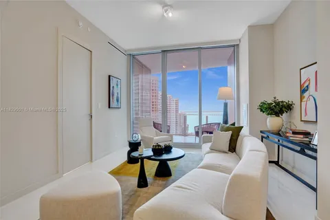 300 Biscayne Blvd Way # 2305W, Miami FL 33131