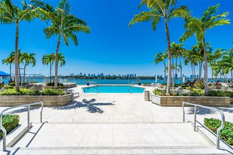800 West Ave # 433, Miami Beach FL 33139