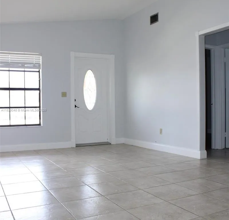 2728 W 74th St # 2728, Hialeah FL 33016