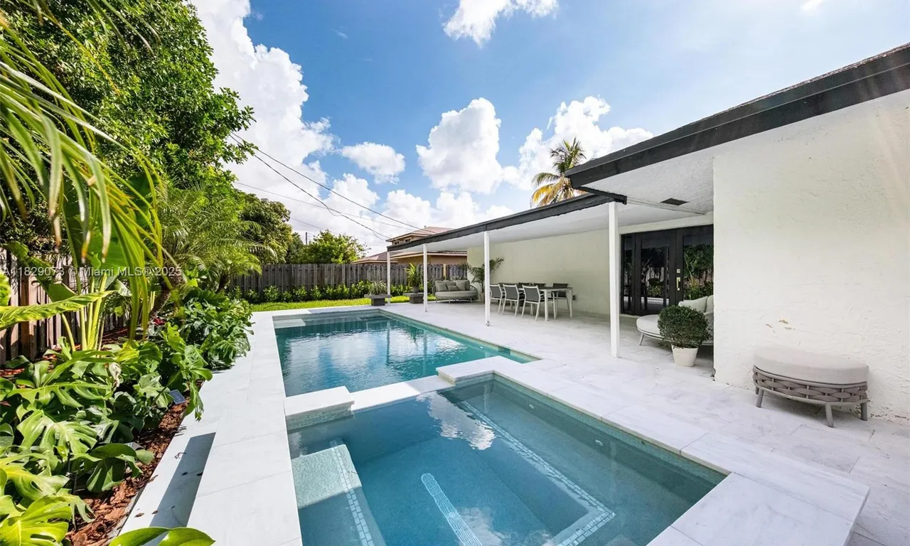 2101 NW 14th Ave, Fort Lauderdale FL 33311