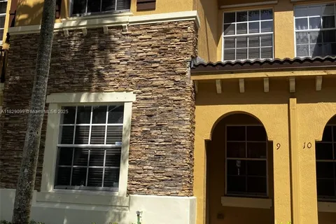 9219 SW 227th St # 9, Cutler Bay FL 33190