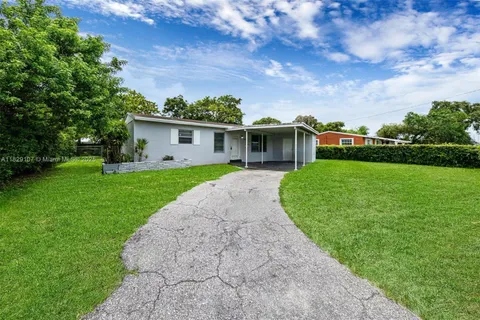 18005 NW 7th Ave, Miami Gardens FL 33169