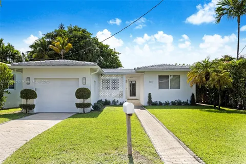 8811 Hawthorne Ave, Surfside FL 33154