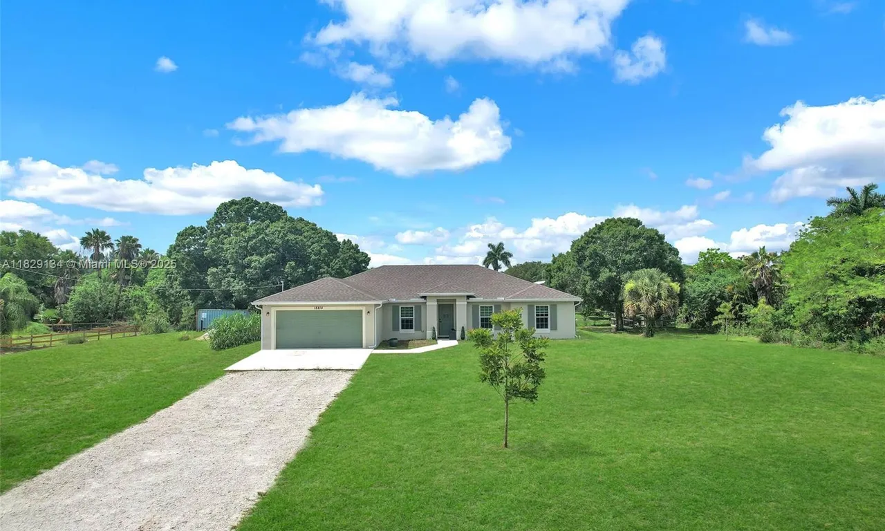 18814 N 42nd Rd N, Loxahatchee FL 33470