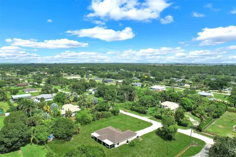 18814 N 42nd Rd N, Loxahatchee FL 33470