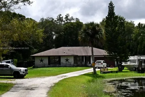 2111 Dade Rd, Other City - In The State Of Florida FL 34982