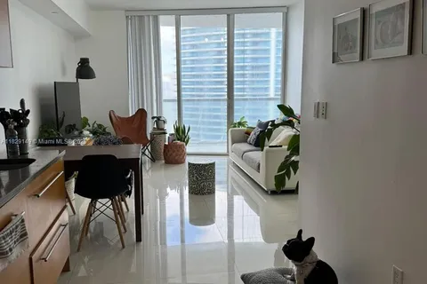 465 Brickell Ave # 4004, Miami FL 33131