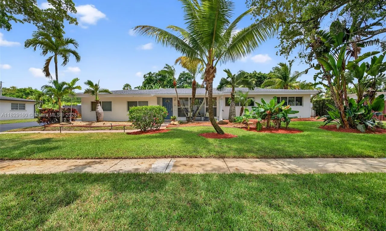 6201 SW 3rd St, Plantation FL 33317