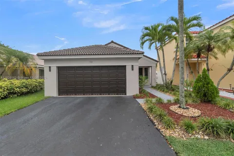 1592 Salerno Cir, Weston FL 33327