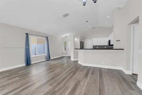 1592 Salerno Cir, Weston FL 33327