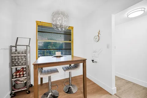 3099 NW 48th Ave # 264, Lauderdale Lakes FL 33313