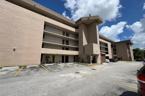816 NW 87th Ave # 407, Miami FL 33172