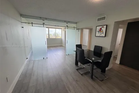 816 NW 87th Ave # 407, Miami FL 33172