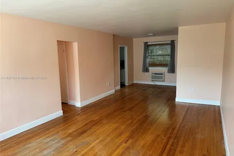 4010 N Meridian Ave # 6, Miami Beach FL 33140