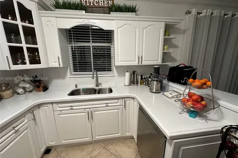 15029 SW 8th Ter # 15029, Miami FL 33194