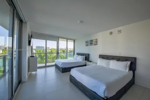 9261 E Bay Harbor Dr # 402, Bay Harbor Islands FL 33154
