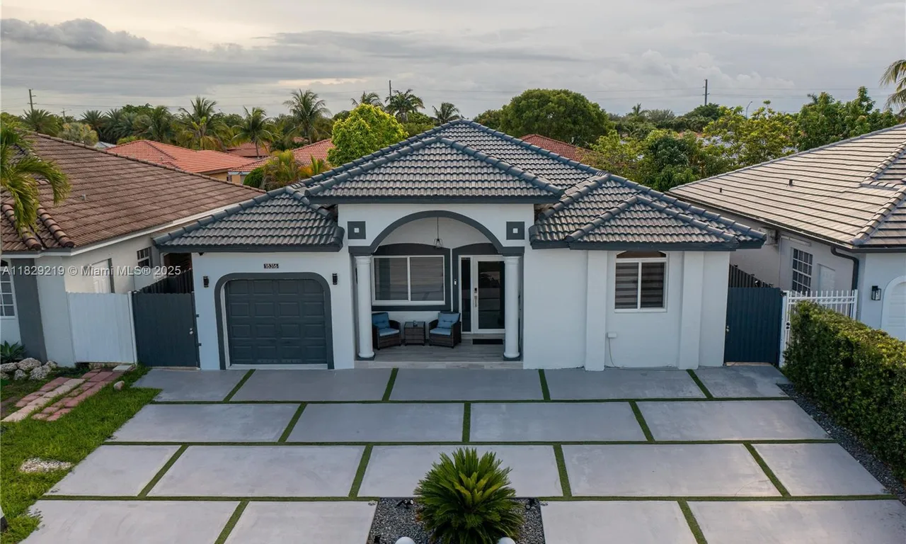 18316 SW 145th Ave, Miami FL 33177