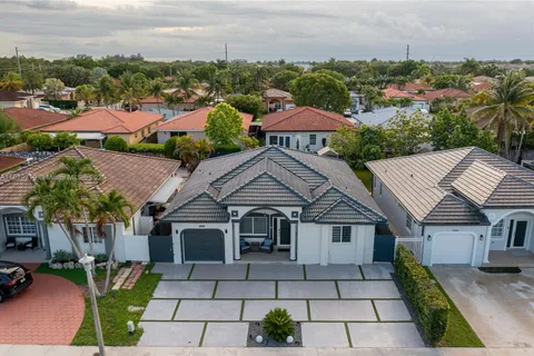 18316 SW 145th Ave, Miami FL 33177