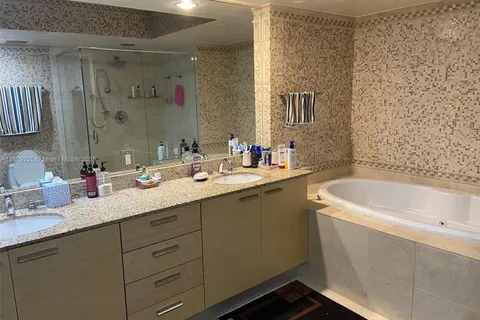 1830 S Ocean Dr # 3306, Hallandale Beach FL 33009