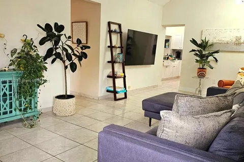 220 SW 68th Ave, Miami FL 33144