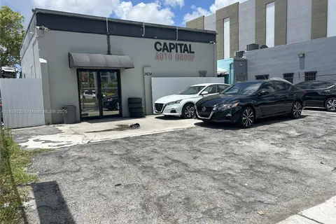 3634 NW 36th St, Miami FL 33142