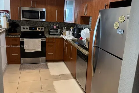 19380 Collins Ave # 808, Sunny Isles Beach FL 33160