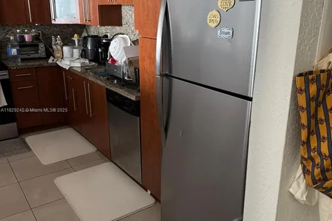 19380 Collins Ave # 808, Sunny Isles Beach FL 33160