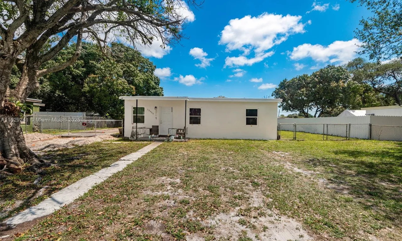 15955 W Bunche Park Dr, Miami Gardens FL 33054