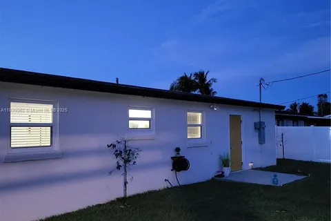 4356 S Mary Cir, Palm Beach Gardens FL 33410