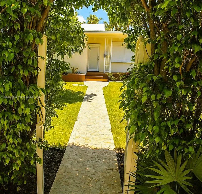 1325 Marseille Dr # 0, Miami Beach FL 33141
