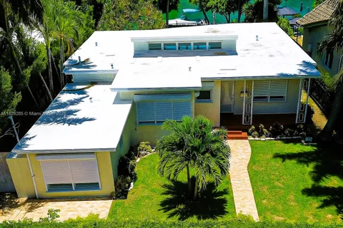 1325 Marseille Dr # 0, Miami Beach FL 33141