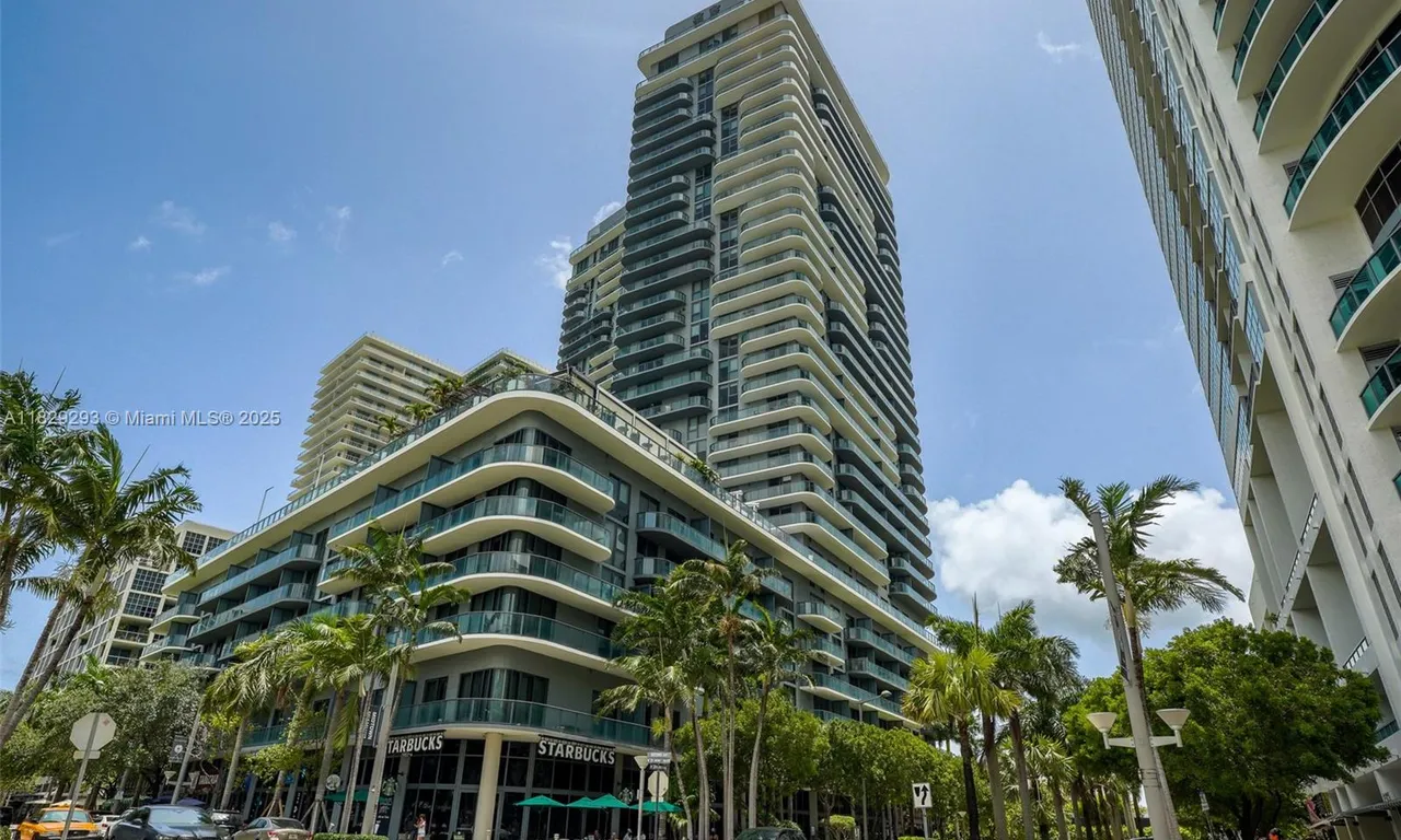 121 NE 34th St # 2711, Miami FL 33137