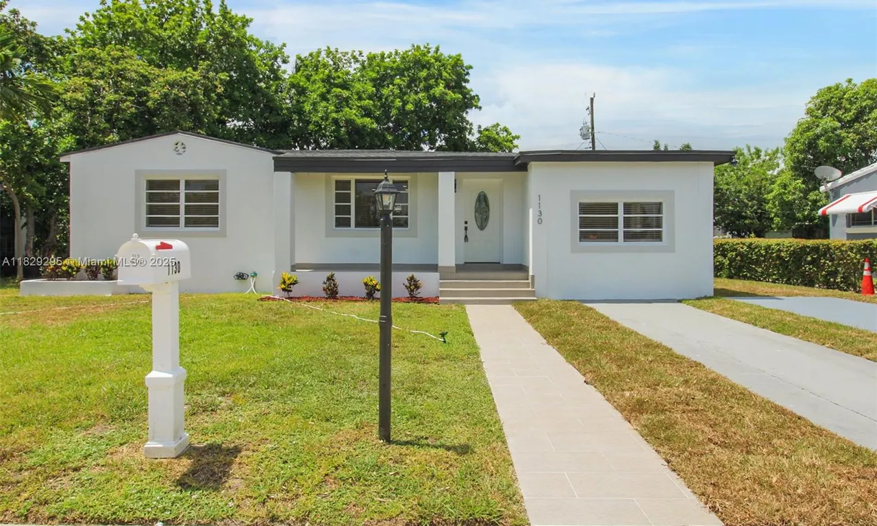 1130 NW 91 St, Miami FL 33150