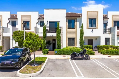 21018 NE 8th Ave # 21018, Miami FL 33179