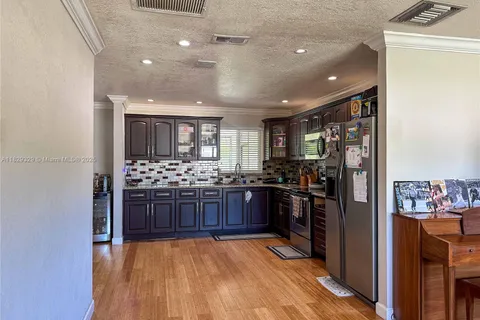 2000 SW 98th Ter, Miramar FL 33025