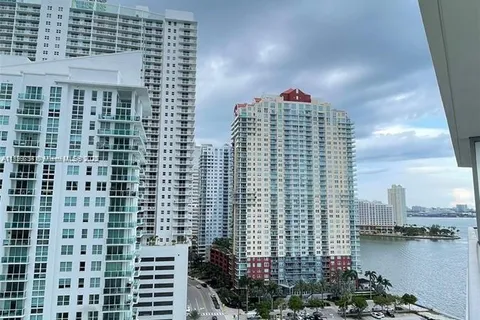 1300 Brickell Bay Dr # 1611, Miami FL 33131