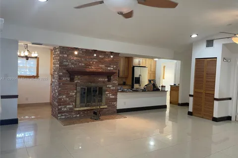 258 SW 1st Ct # 258, Dania Beach FL 33004