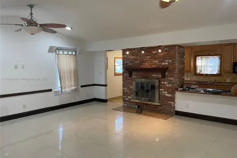 258 SW 1st Ct # 258, Dania Beach FL 33004