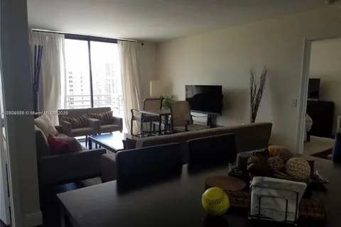 3300 NE 191st St # 1907, Aventura FL 33180