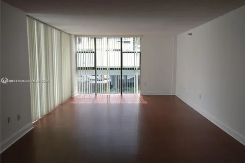 20515 E Country Club Dr # 248, Aventura FL 33180