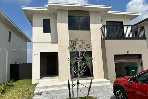 307 NW 13th Pl, Florida City FL 33034
