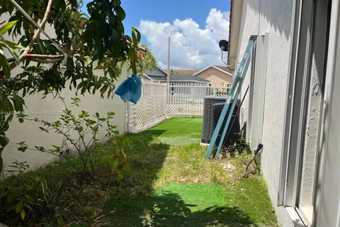 15257 SW 57th St, Miami FL 33193