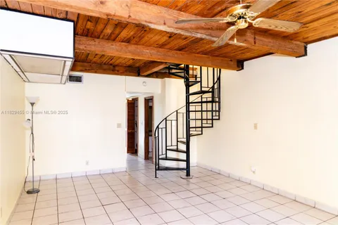 3719 Riverside Dr # 3719, Coral Springs FL 33065