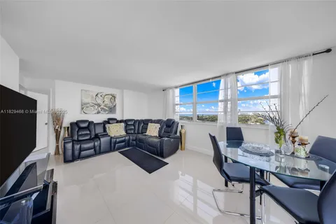3161 S Ocean Dr # 1510, Hallandale Beach FL 33009