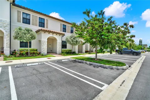 11815 SW 247th Ter, Homestead FL 33032