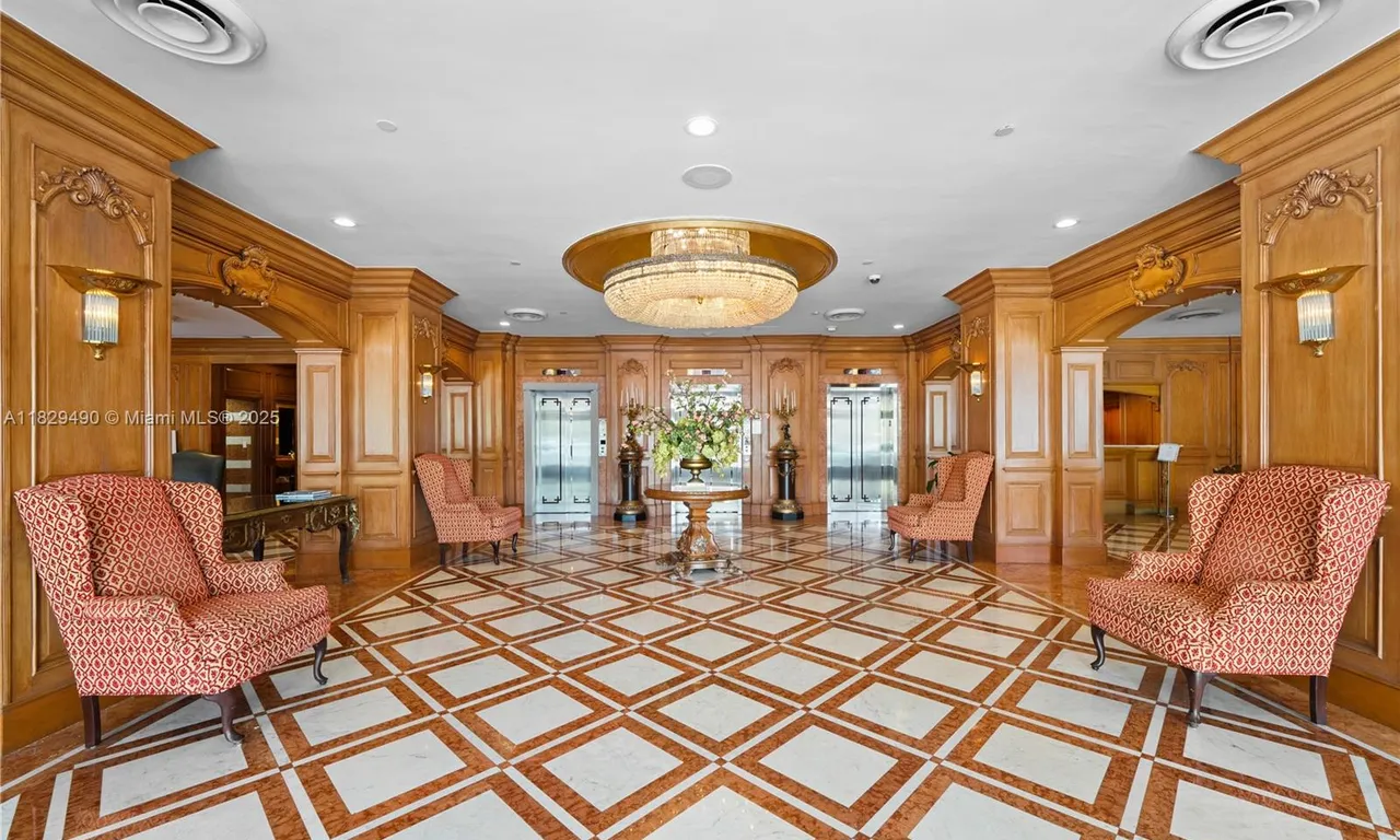 700 Biltmore Way # 816, Coral Gables FL 33134