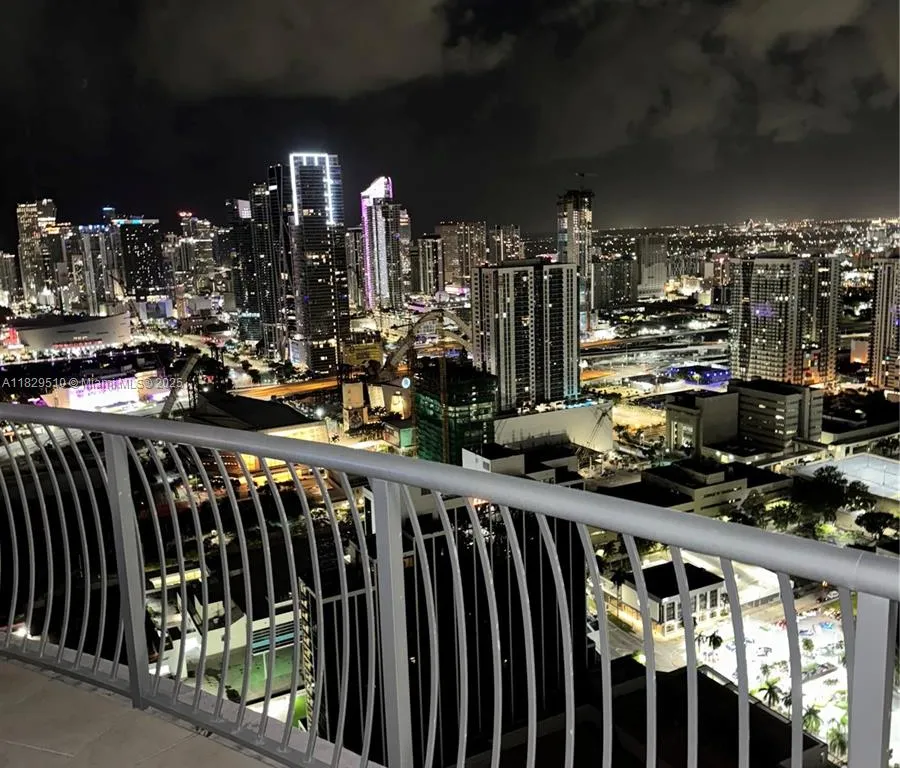 1750 N Bayshore Dr # 5114, Miami FL 33132