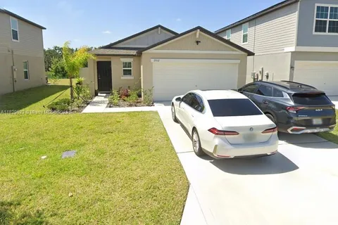 2012 Victorious Falls Ave, Plant City FL 33565