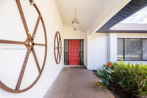 2124 ORCHARD PARK DR, Spring Hill FL 34608
