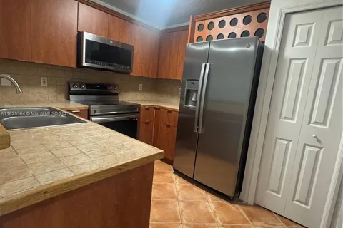 6141 NW 115th Pl # 355, Doral FL 33178